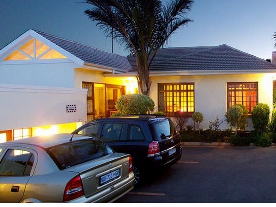 Algoa Guest House Summerstrand Порт Елизабет Екстериор снимка