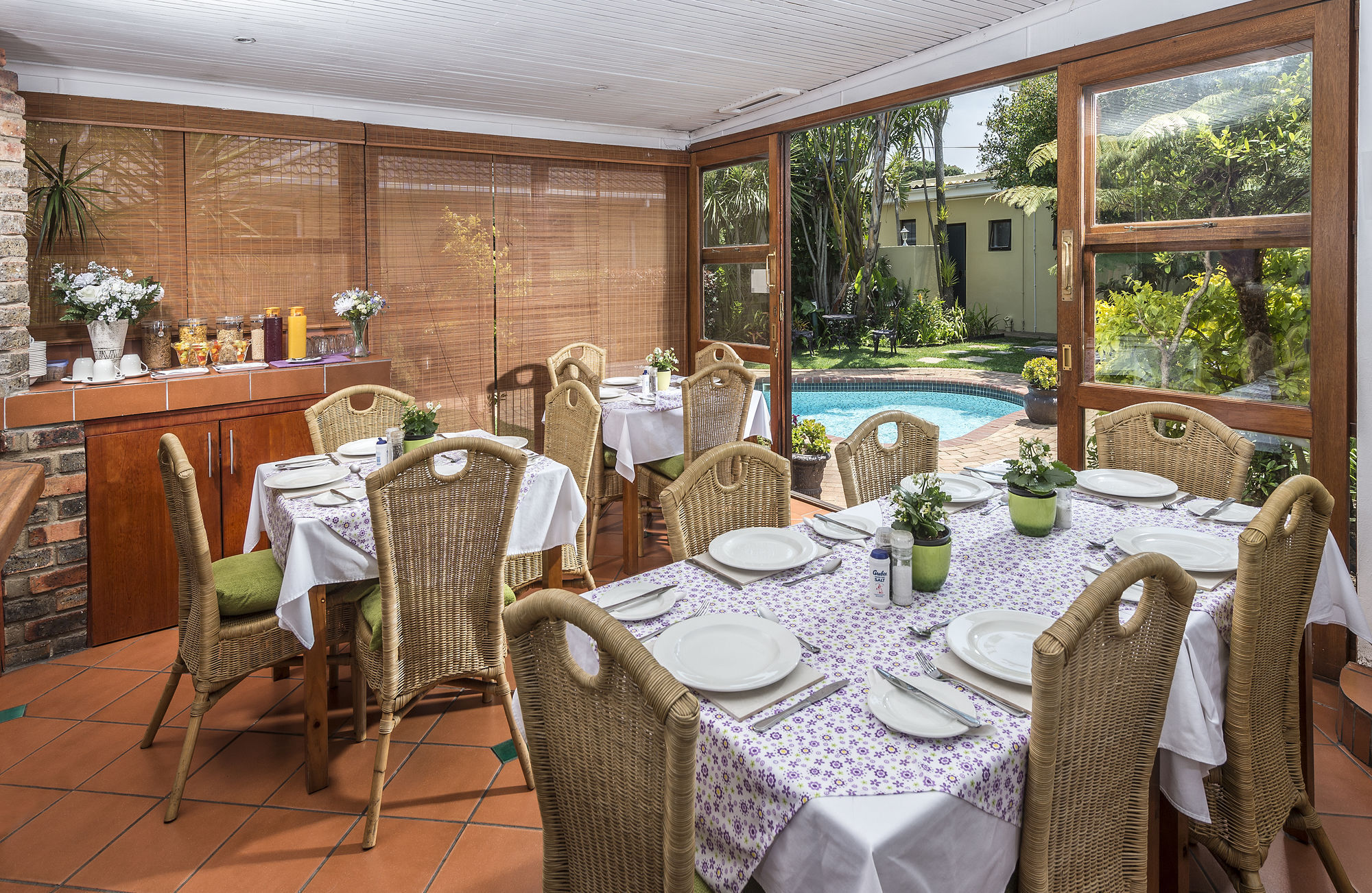 Algoa Guest House Summerstrand Порт Елизабет Екстериор снимка