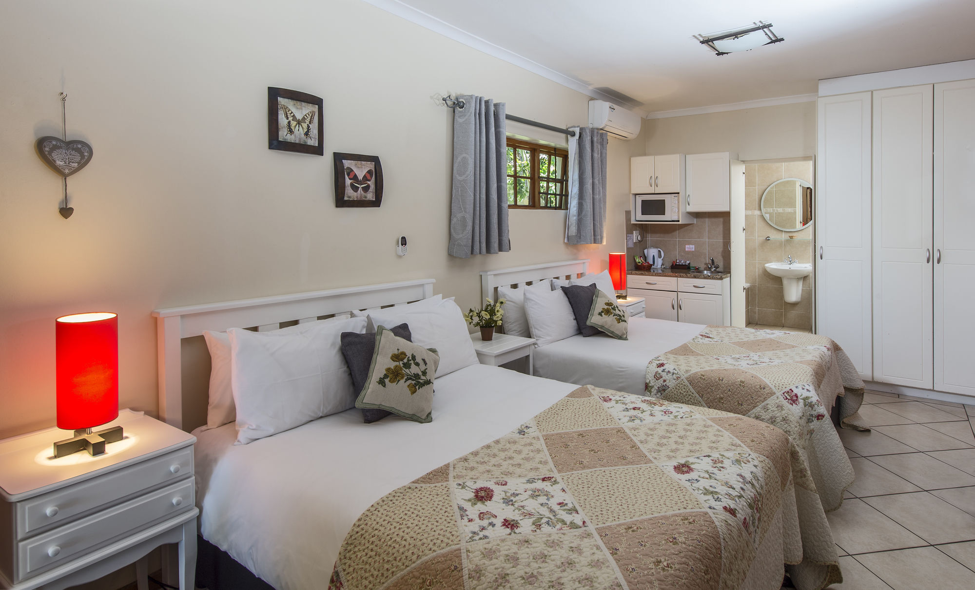 Algoa Guest House Summerstrand Порт Елизабет Екстериор снимка