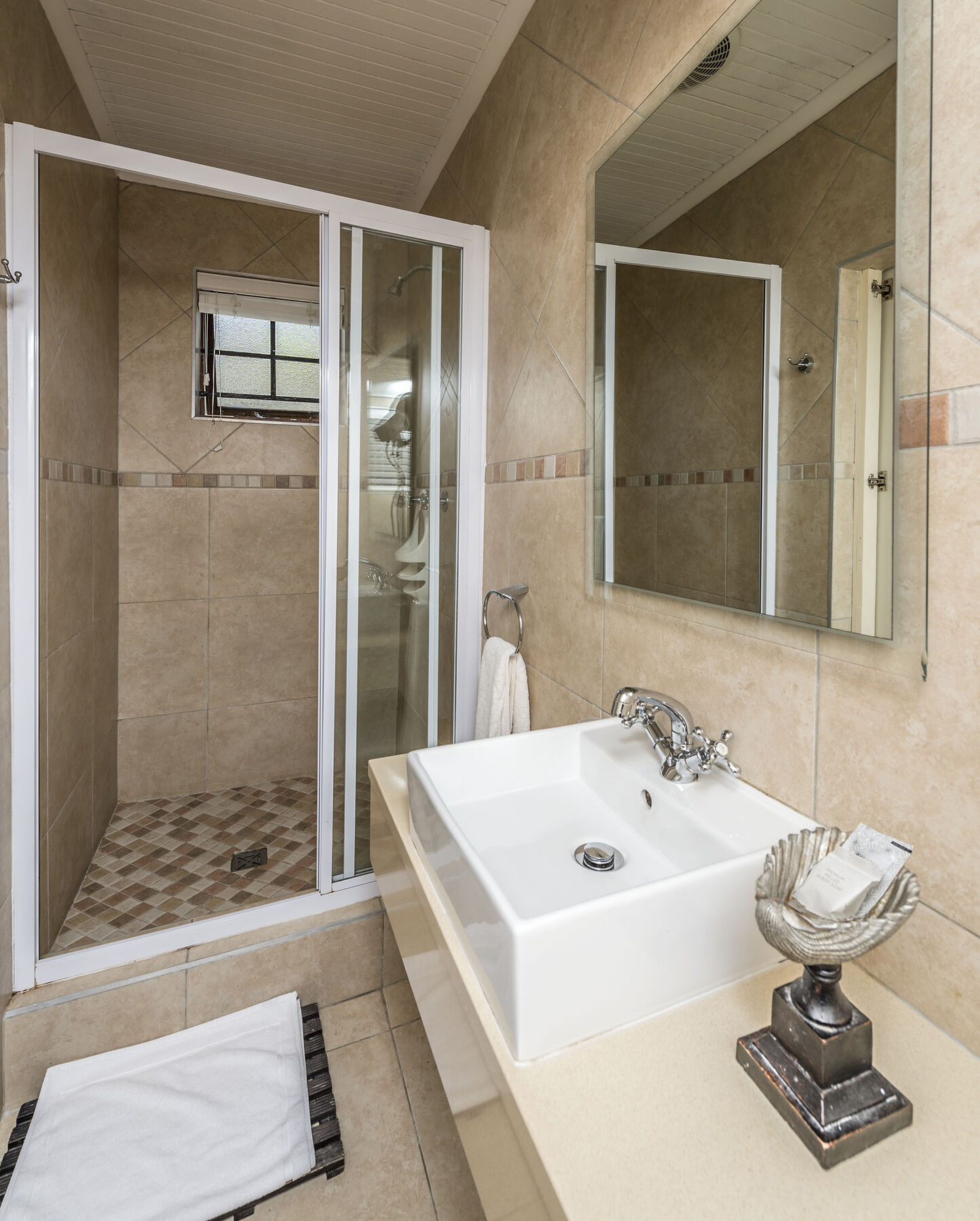 Algoa Guest House Summerstrand Порт Елизабет Екстериор снимка